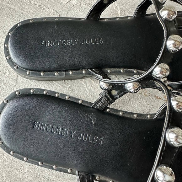 Sincerely Jules Black & Silver Slide
Sandals "Ventura" size‎ 7.5 - Picture 6 of 7
